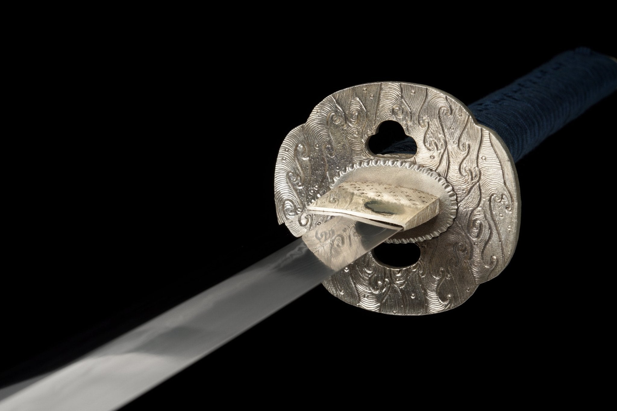 Collectable Katana Indigo Wave Sanmai Steel Clay Tempered Chōji Hamon 蒼浪 | KatanaSwordArt Katana For Sale 2025