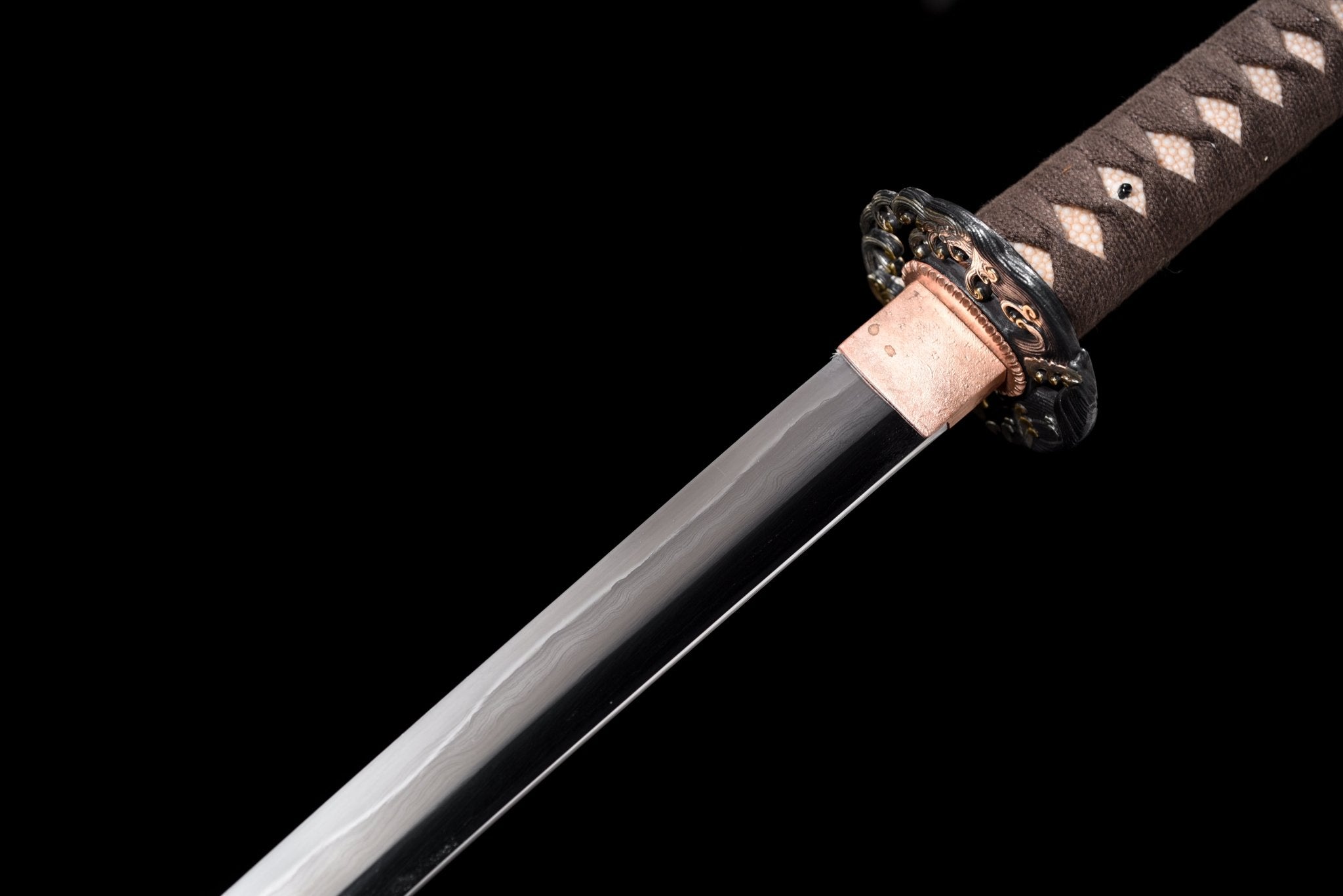 Collectable Katana Scarlet Wave Sanmai Steel Clay Tempered Red Saya 緋浪 | KatanaSwordArt Katana For Sale 2026