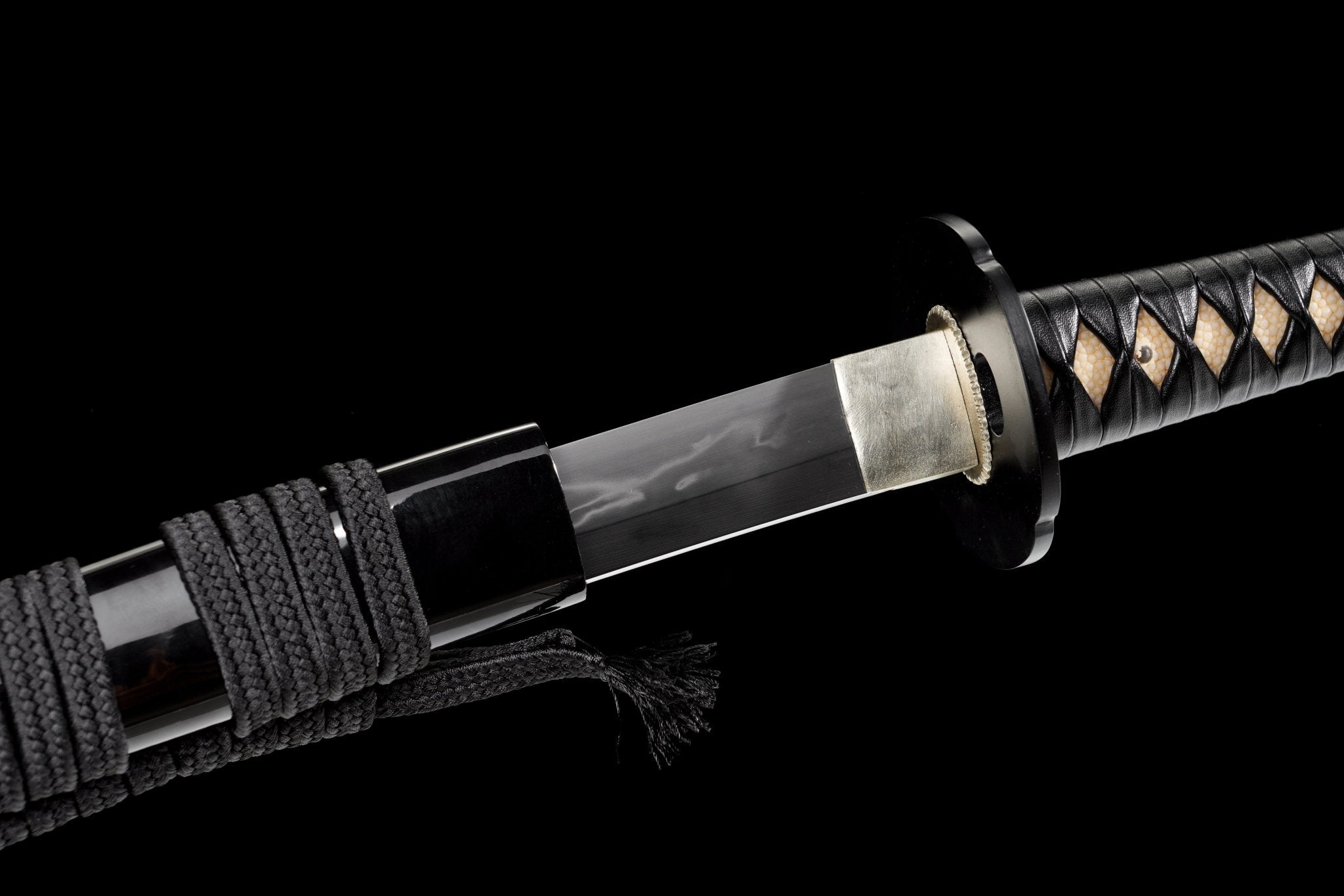 Collectable Katana Tenshō High Carbon Steel Hitatsura Hamon Black Saya 天正 | KatanaSwordArt Katana For Sale 2025
