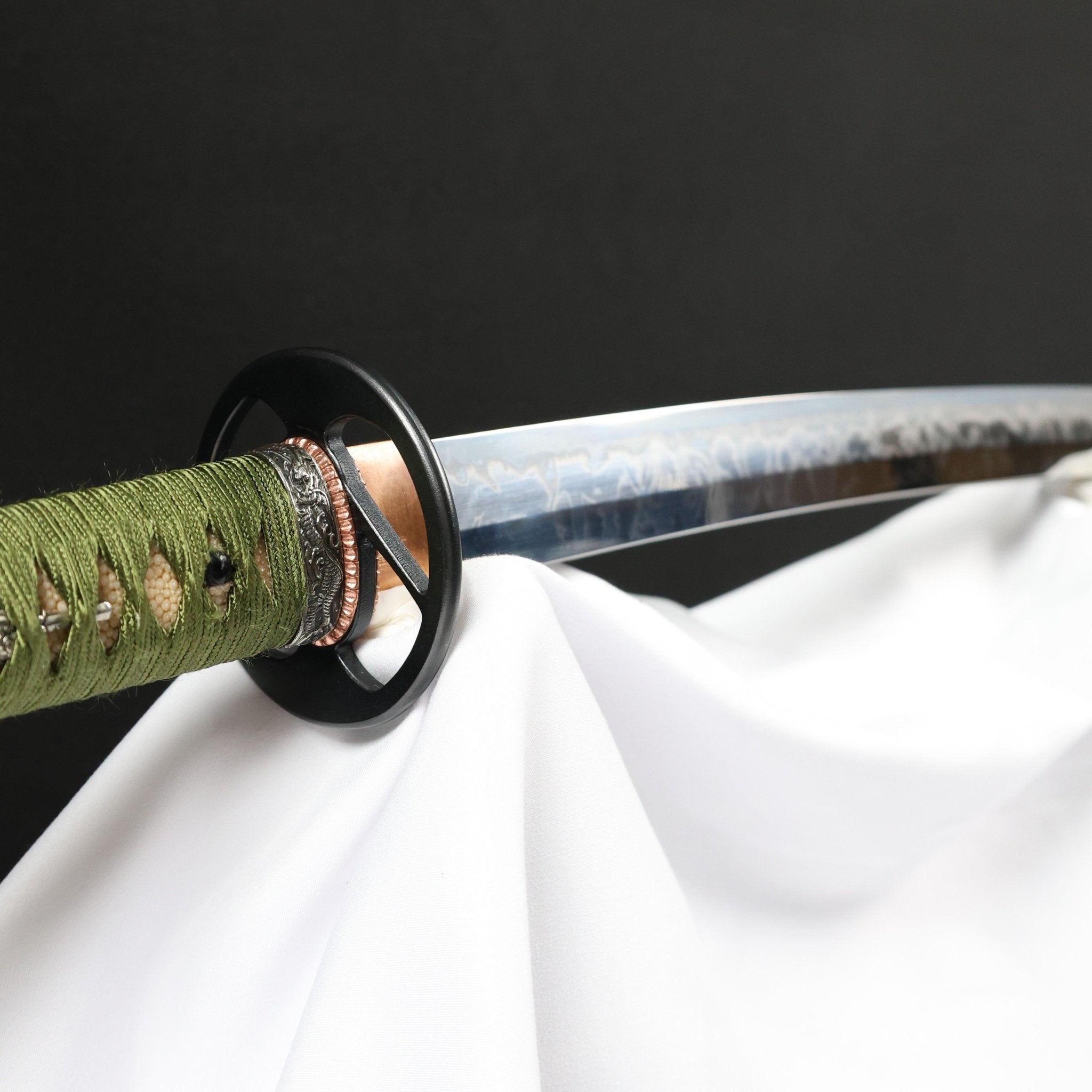 Katana Abyssal Butterfly Hitatsura Hamon Kairyū Kagechō Koshirae 淵蝶 | TangGu Sword | TangGu Sword Katana For Sale 2026
