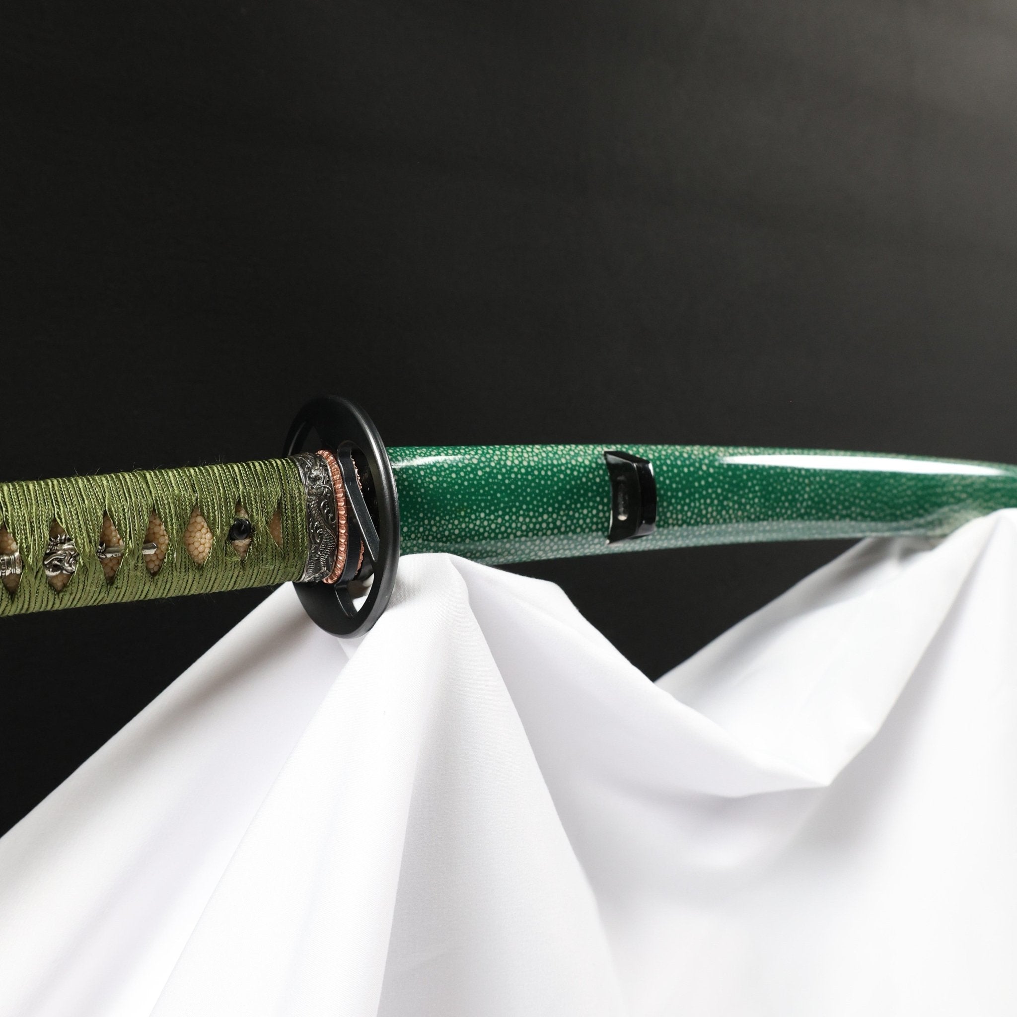 Katana Abyssal Butterfly Hitatsura Hamon Kairyū Kagechō Koshirae 淵蝶 | TangGu Sword | TangGu Sword Katana For Sale 2026