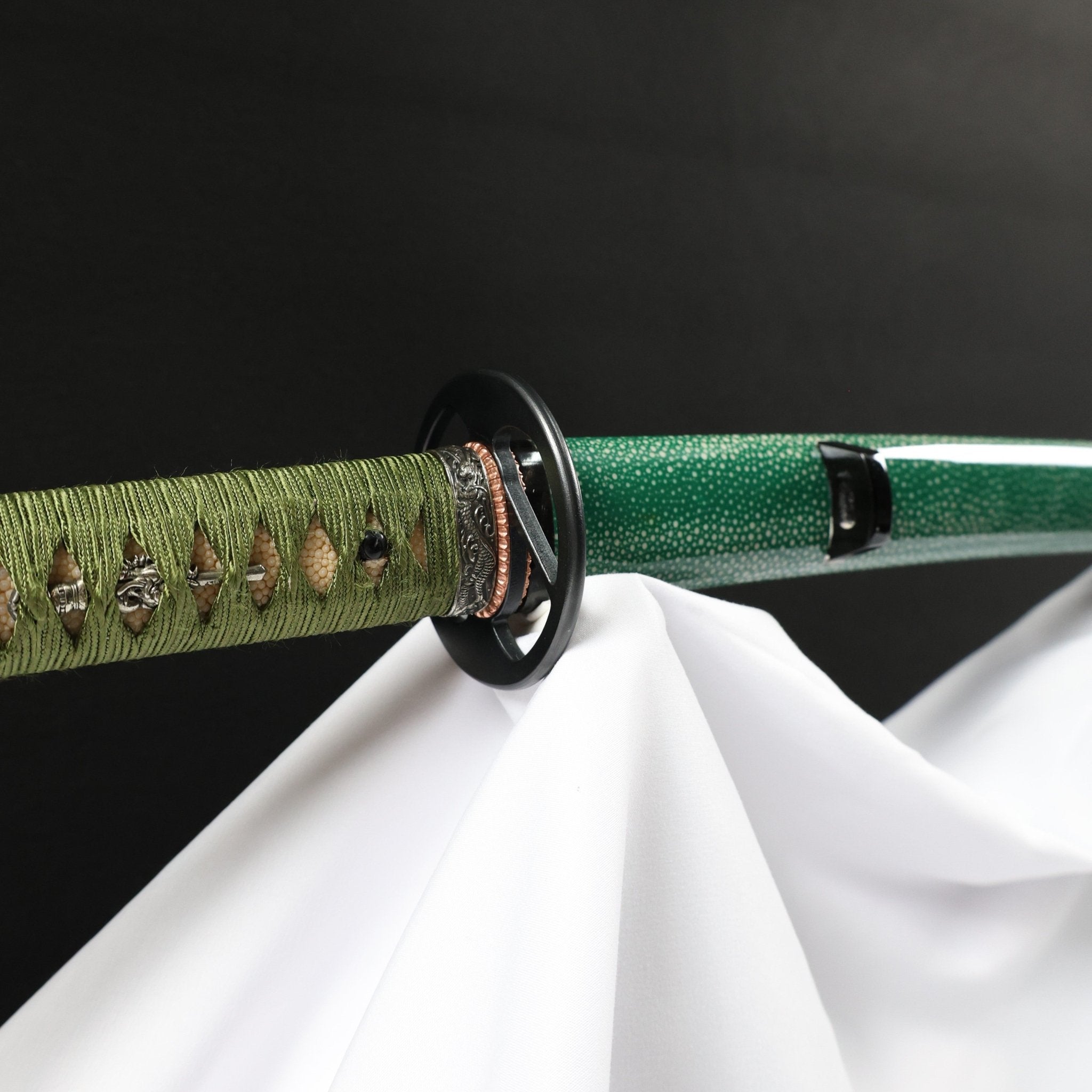 Katana Abyssal Butterfly Hitatsura Hamon Kairyū Kagechō Koshirae 淵蝶 | TangGu Sword | TangGu Sword Katana For Sale 2026