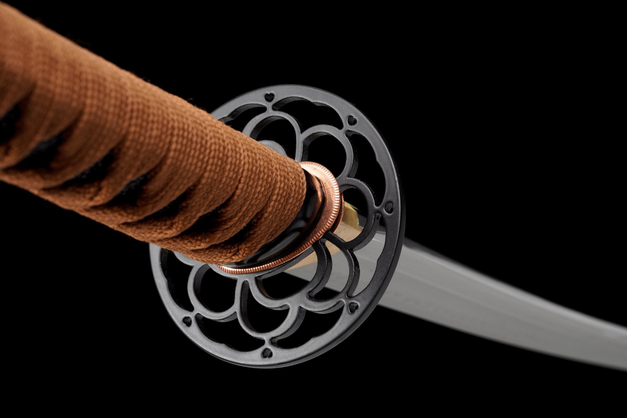 Katana Autumn Crest T10 Clay Tempered Blade with Black Rayskin 秋紋 | KatanaSwordArt Katana For Sale 2025