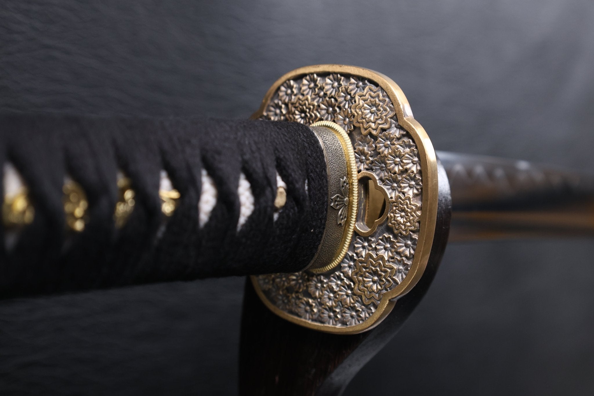 Katana Nobutsuna T10 Clay Tempered Blade with Notare Wave Hamon | KSA Huo | KSA Katana For Sale 2026