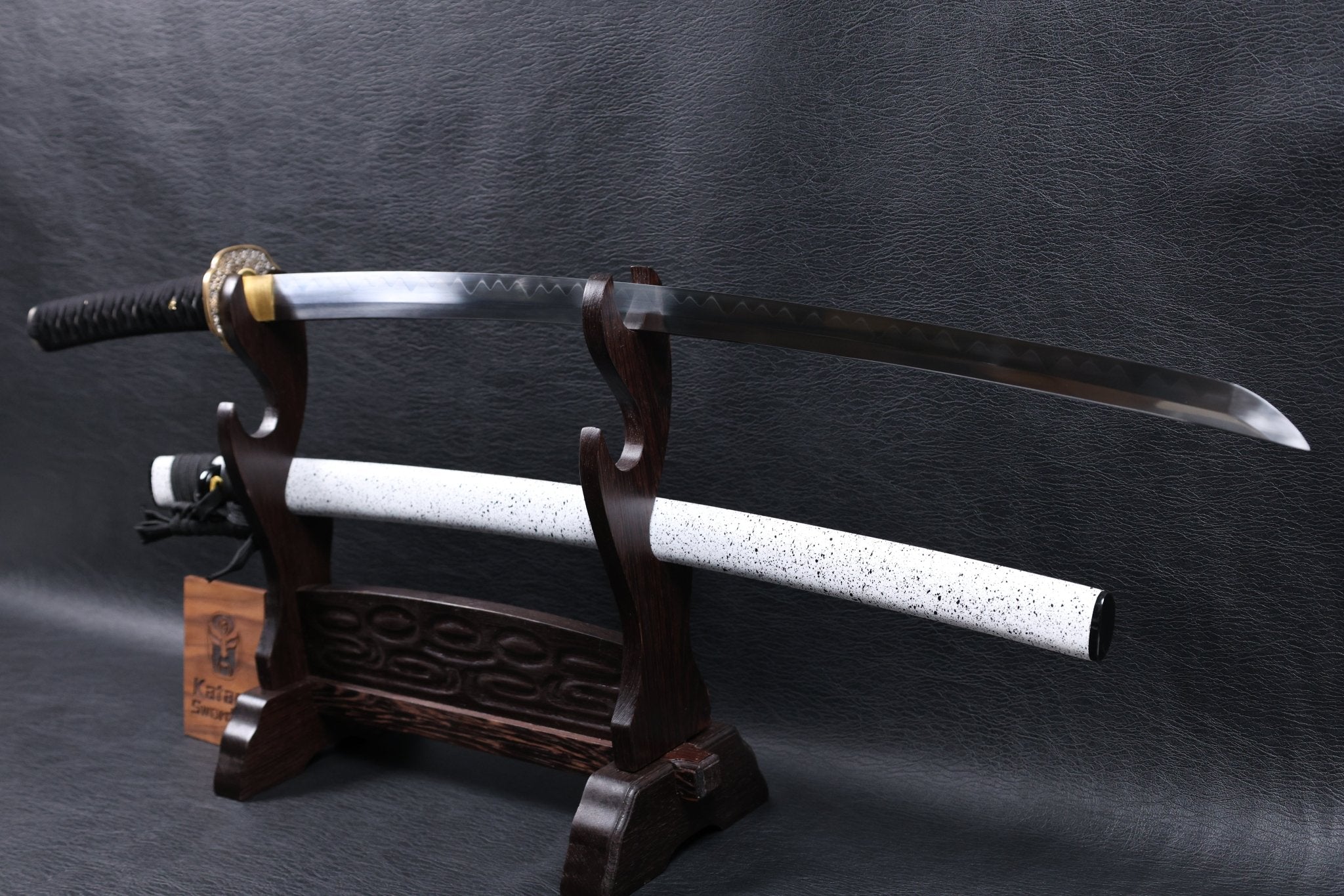 Katana Nobutsuna T10 Clay Tempered Blade with Notare Wave Hamon | KSA Huo | KSA Katana For Sale 2026