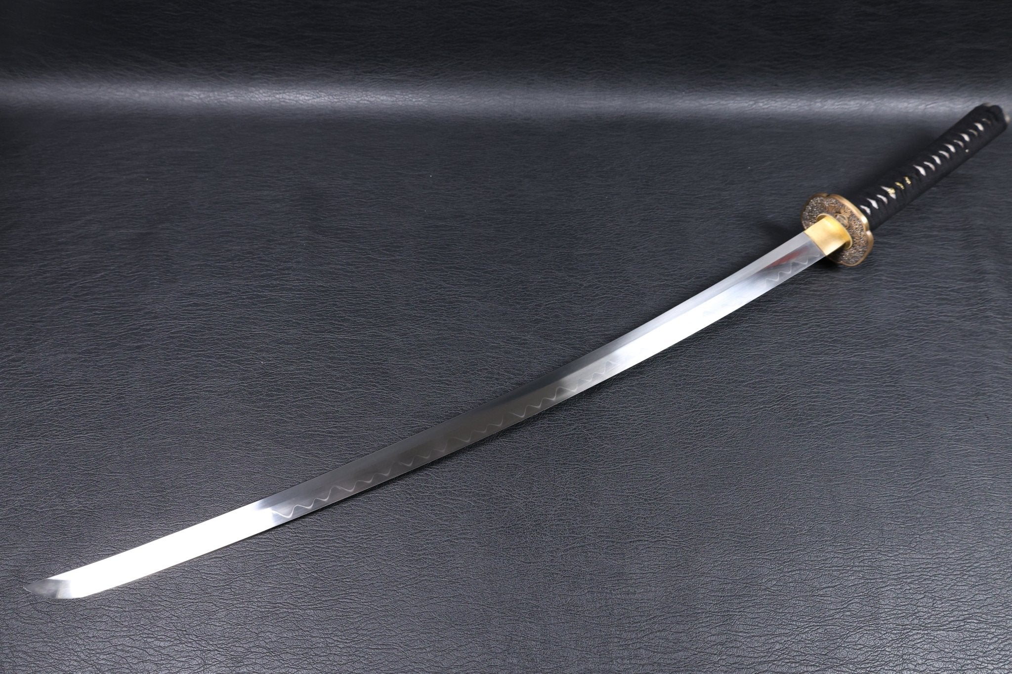 Katana Nobutsuna T10 Clay Tempered Blade with Notare Wave Hamon | KSA Huo | KSA Katana For Sale 2026