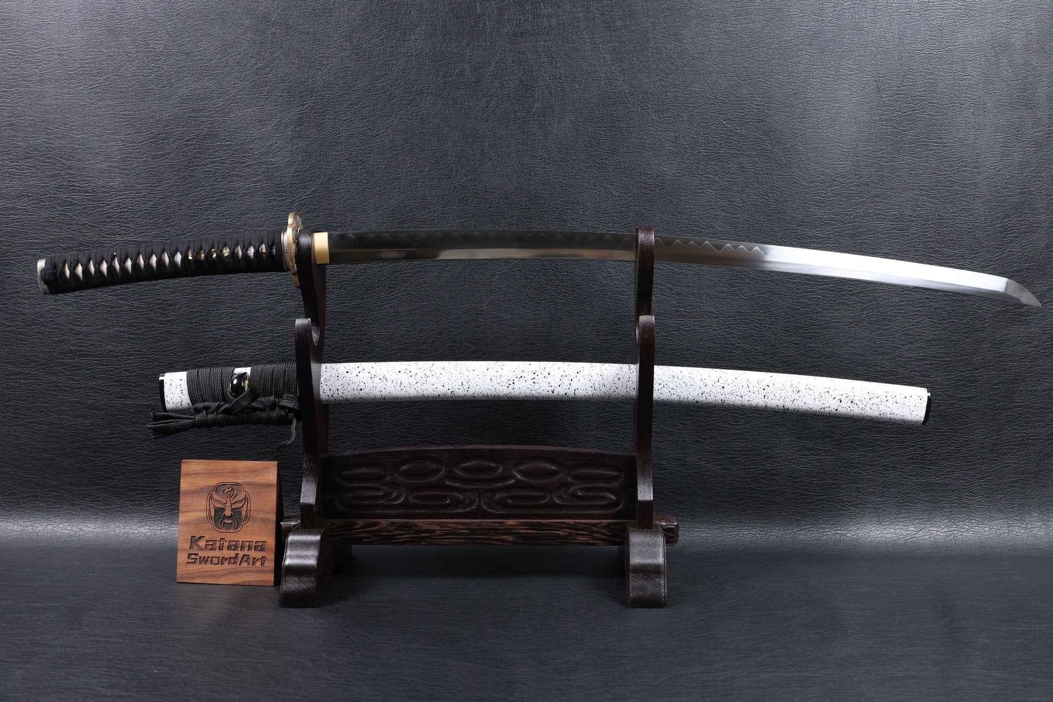 Katana Nobutsuna T10 Clay Tempered Blade with Notare Wave Hamon | KSA Huo | KSA Katana For Sale 2026