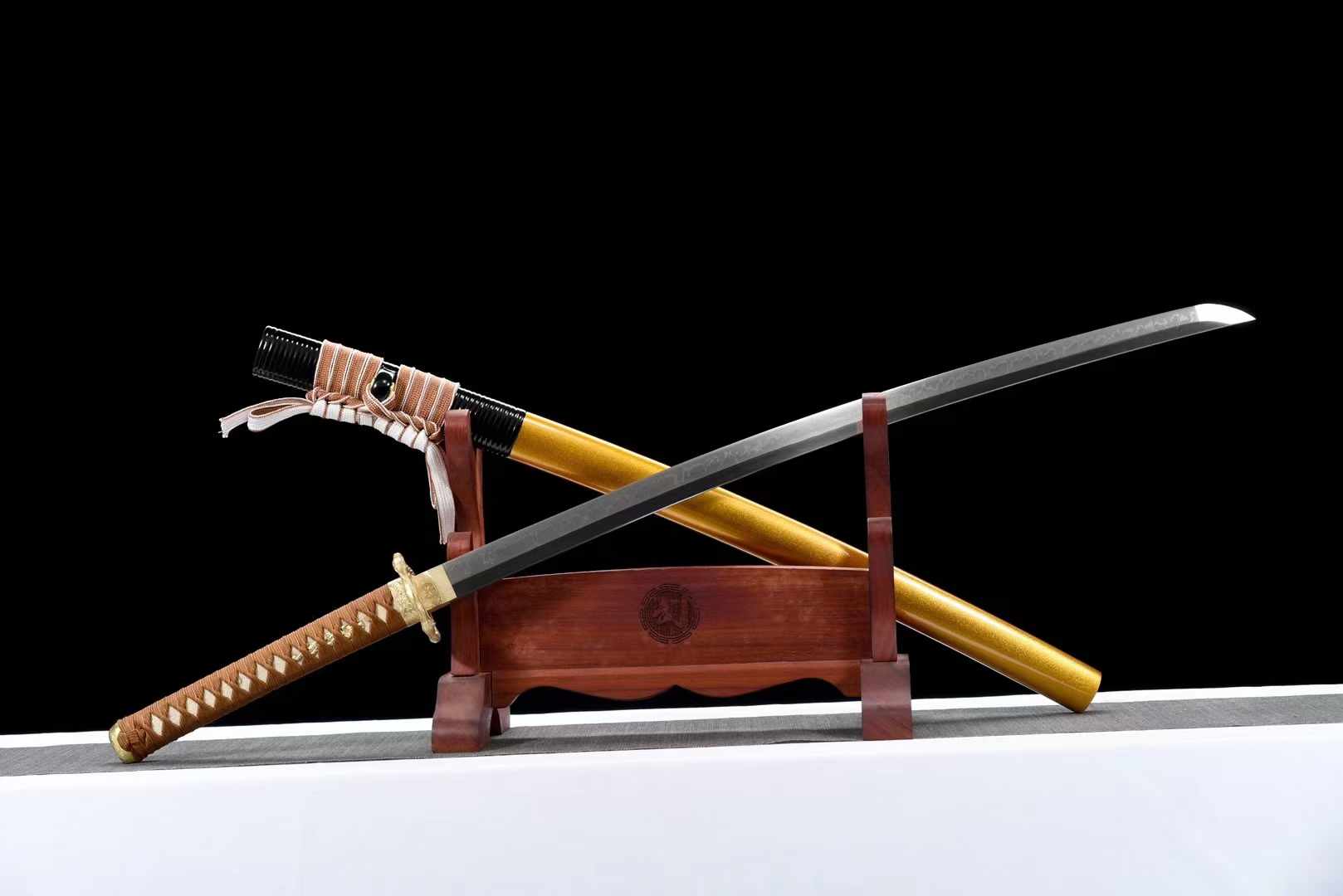 Katana Panlong T10 Clay Tempered Glossy Golden Saya 蟠龍 | KatanaSwordArt Katana For Sale 2025