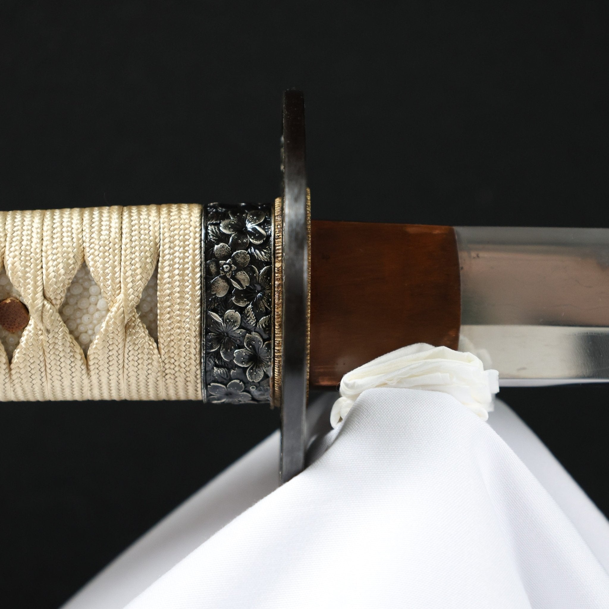 Katana Sakura Radiance Oroshigane Kobuse Blade Kōei Koshirae 櫻輝 | TangGu Sword | TangGu Sword Katana For Sale 2026