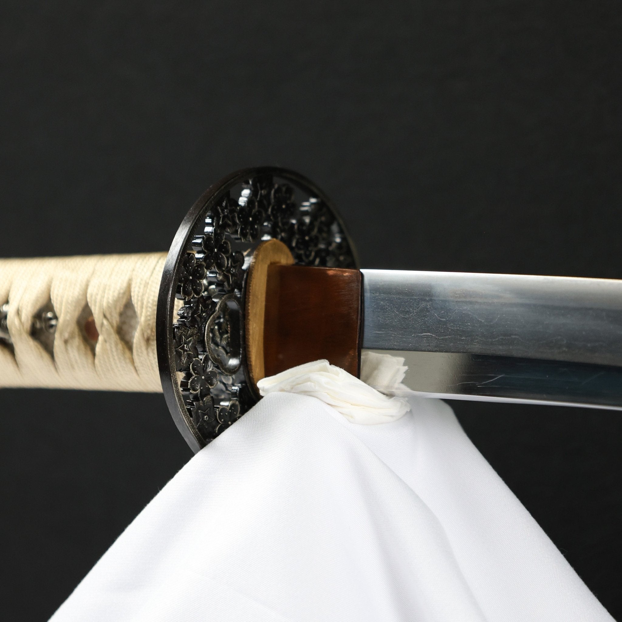 Katana Sakura Radiance Oroshigane Kobuse Blade Kōei Koshirae 櫻輝 | TangGu Sword | TangGu Sword Katana For Sale 2026