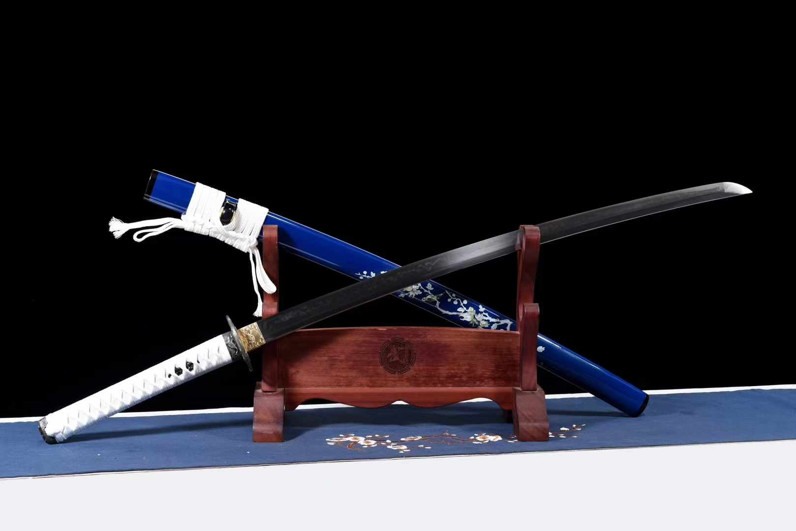 Katana Xuelian T10 Clay Tempered Blue Saya 雪蓮 | KatanaSwordArt Katana For Sale 2025