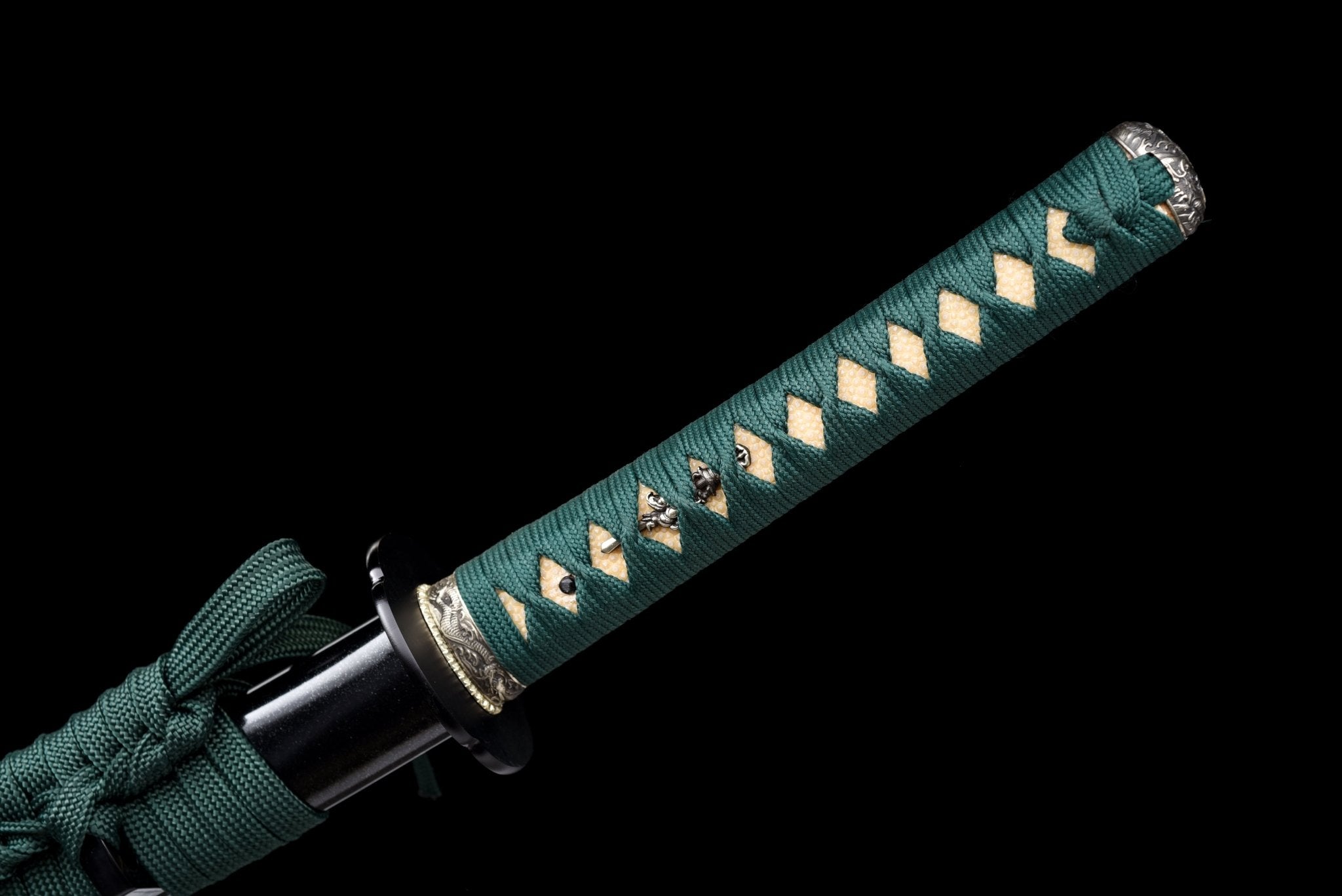 Performance Katana Evergreen Spirit High Carbon Clay Tempered Black Saya 常青 | KatanaSwordArt Katana For Sale 2025