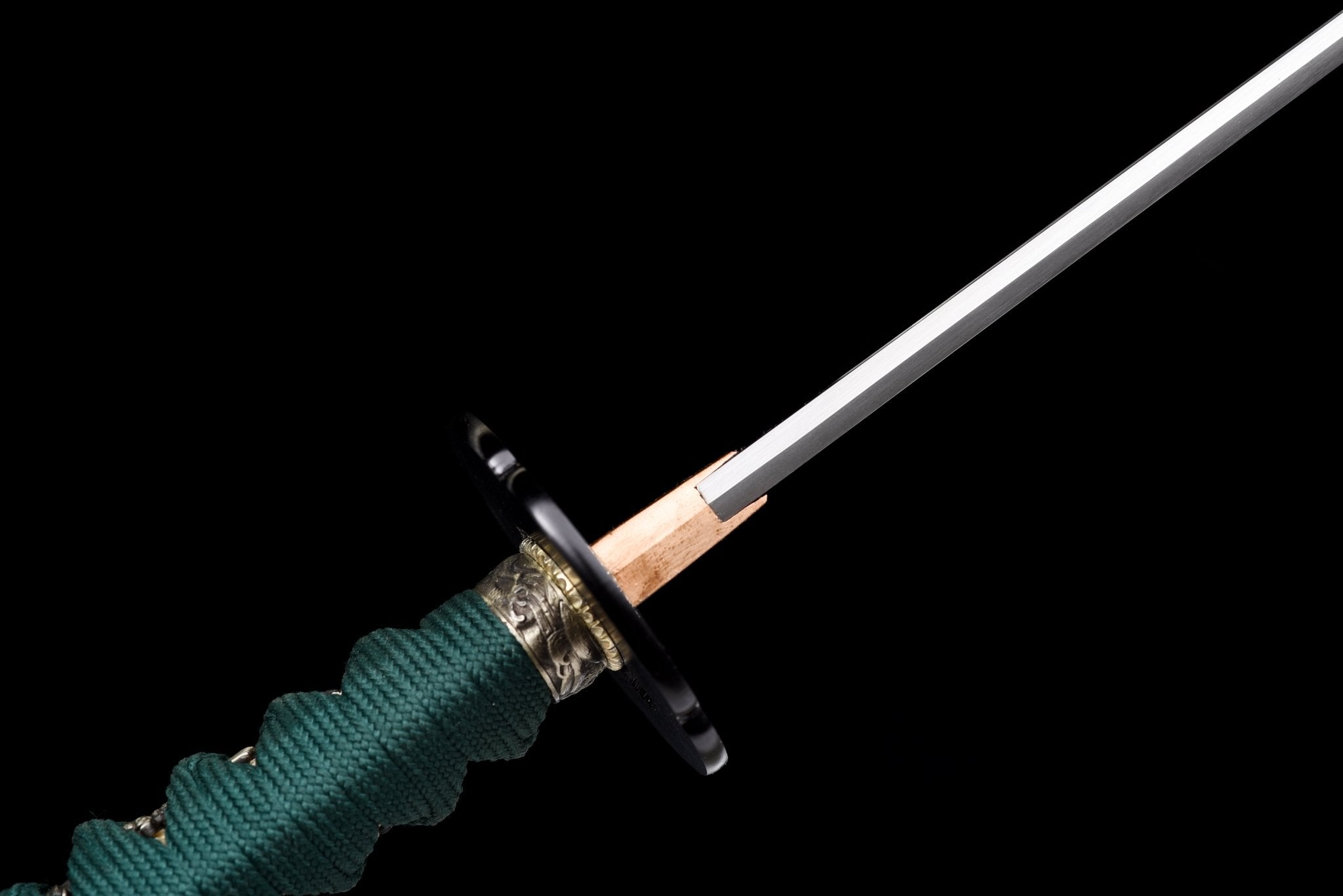 Performance Katana Evergreen Spirit High Carbon Clay Tempered Black Saya 常青 | KatanaSwordArt Katana For Sale 2025