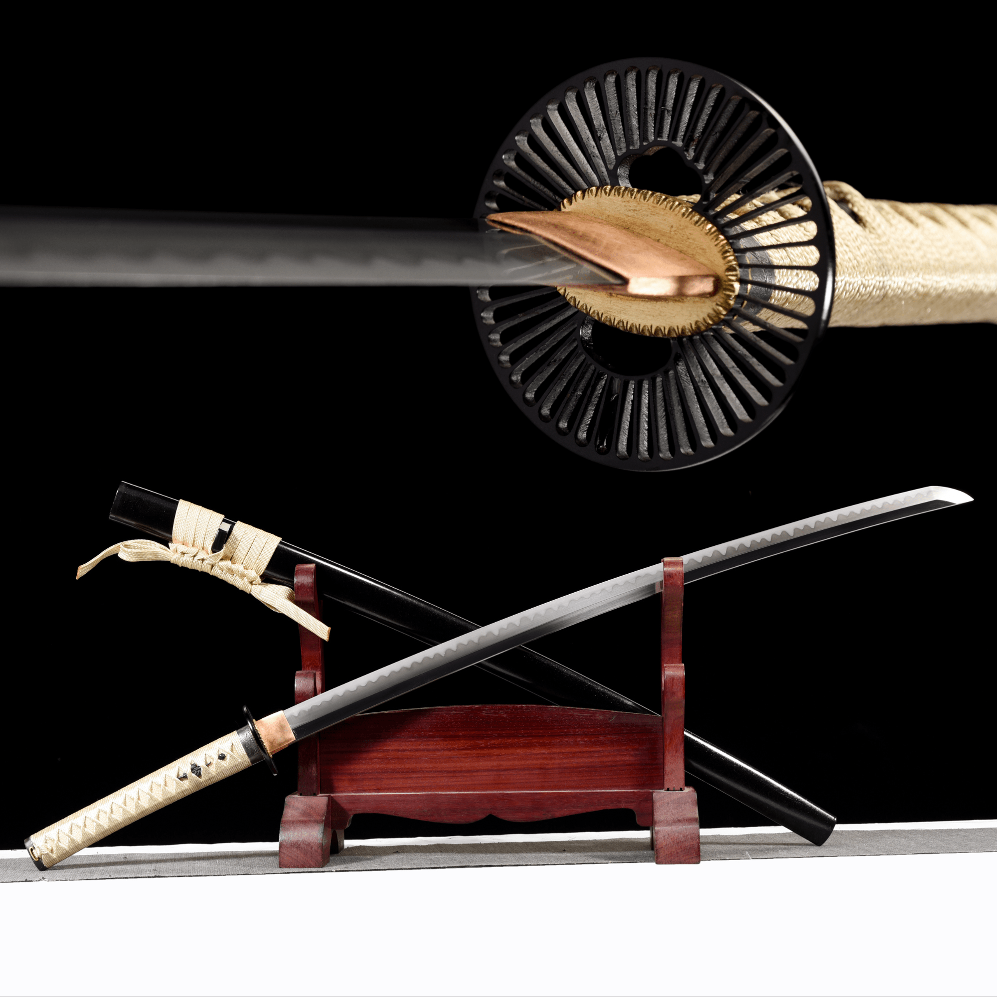 Performance Katana Golden Horizon High Carbon Clay Tempered Black Saya 金霞 | KatanaSwordArt Katana For Sale 2025