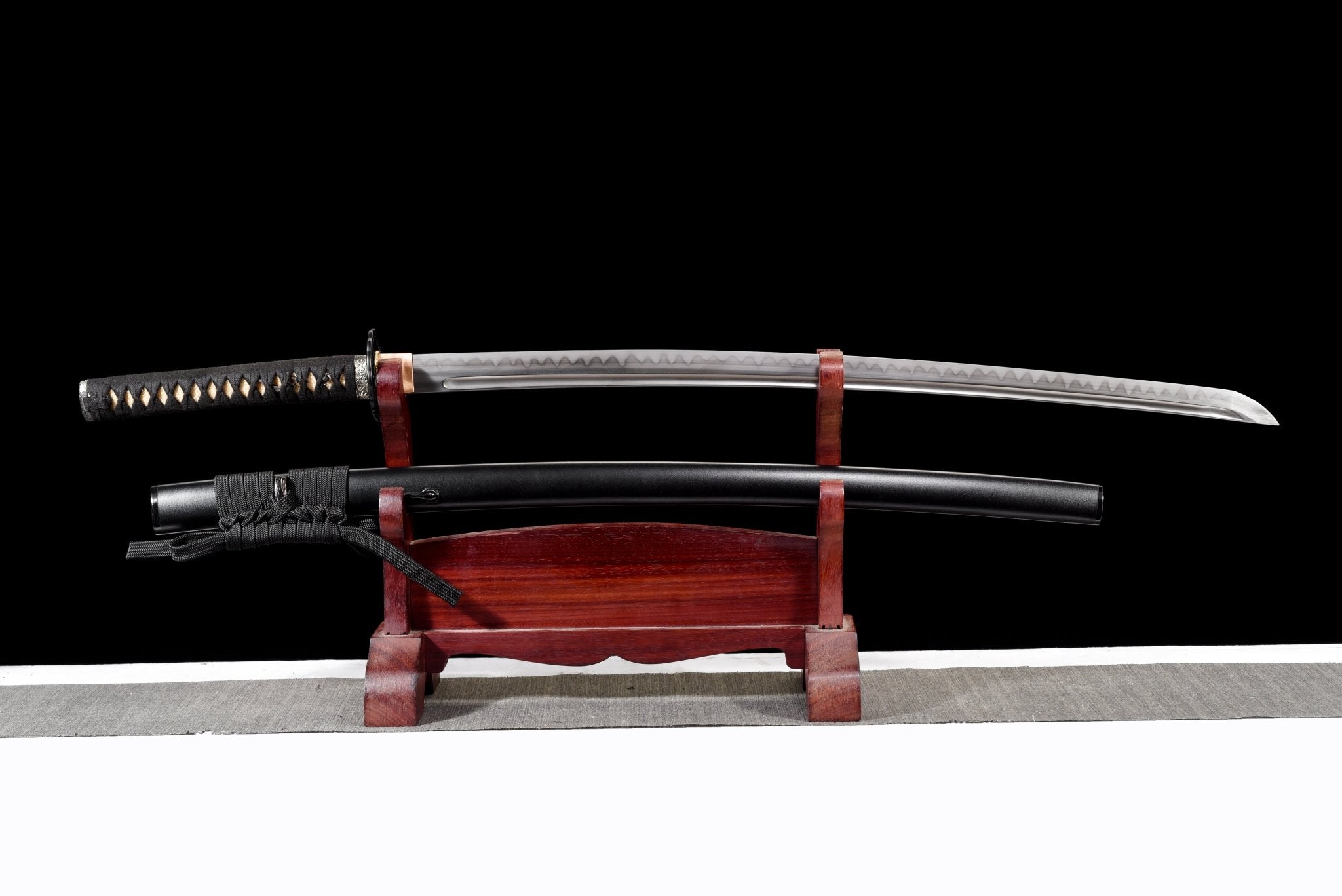 Performance Katana Midnight Wave High Carbon Clay Tempered Black Saya 黒浪 | KatanaSwordArt Katana For Sale 2025