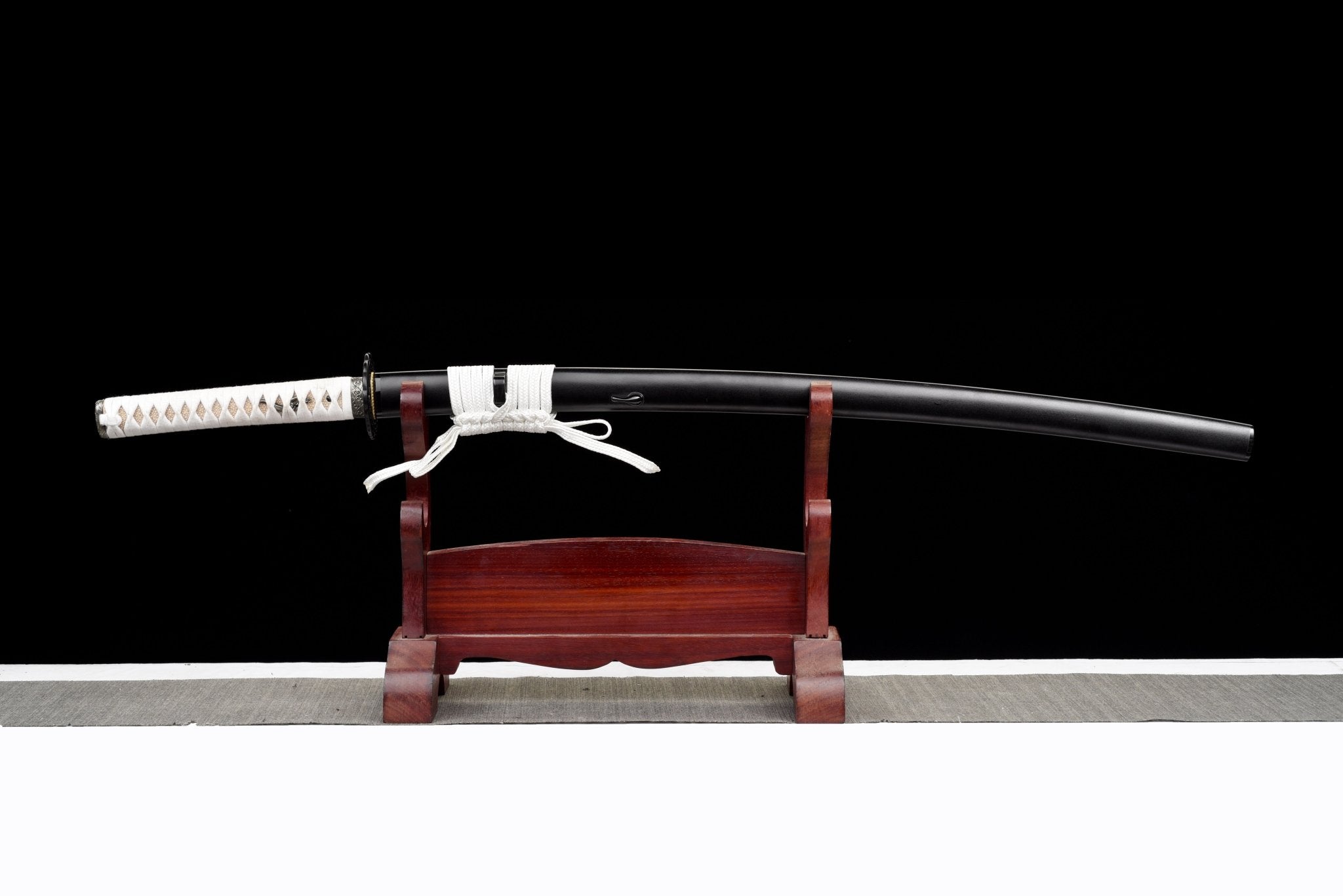 Performance Katana Snow Petal High Carbon Clay Tempered Black Saya 雪花 | KatanaSwordArt Katana For Sale 2025