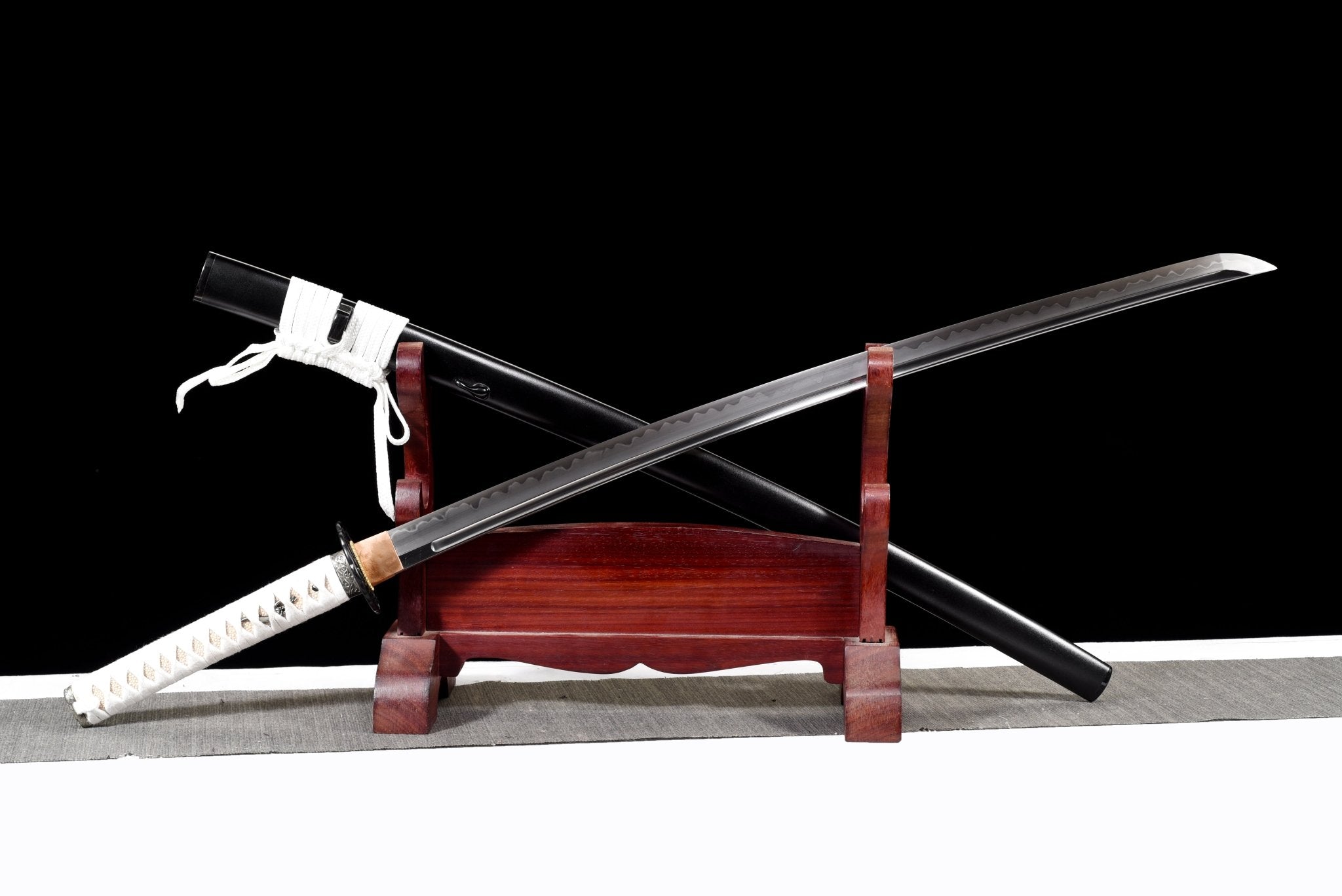 Australia Katana SnowPetal High Carbon Clay Tempered with Black