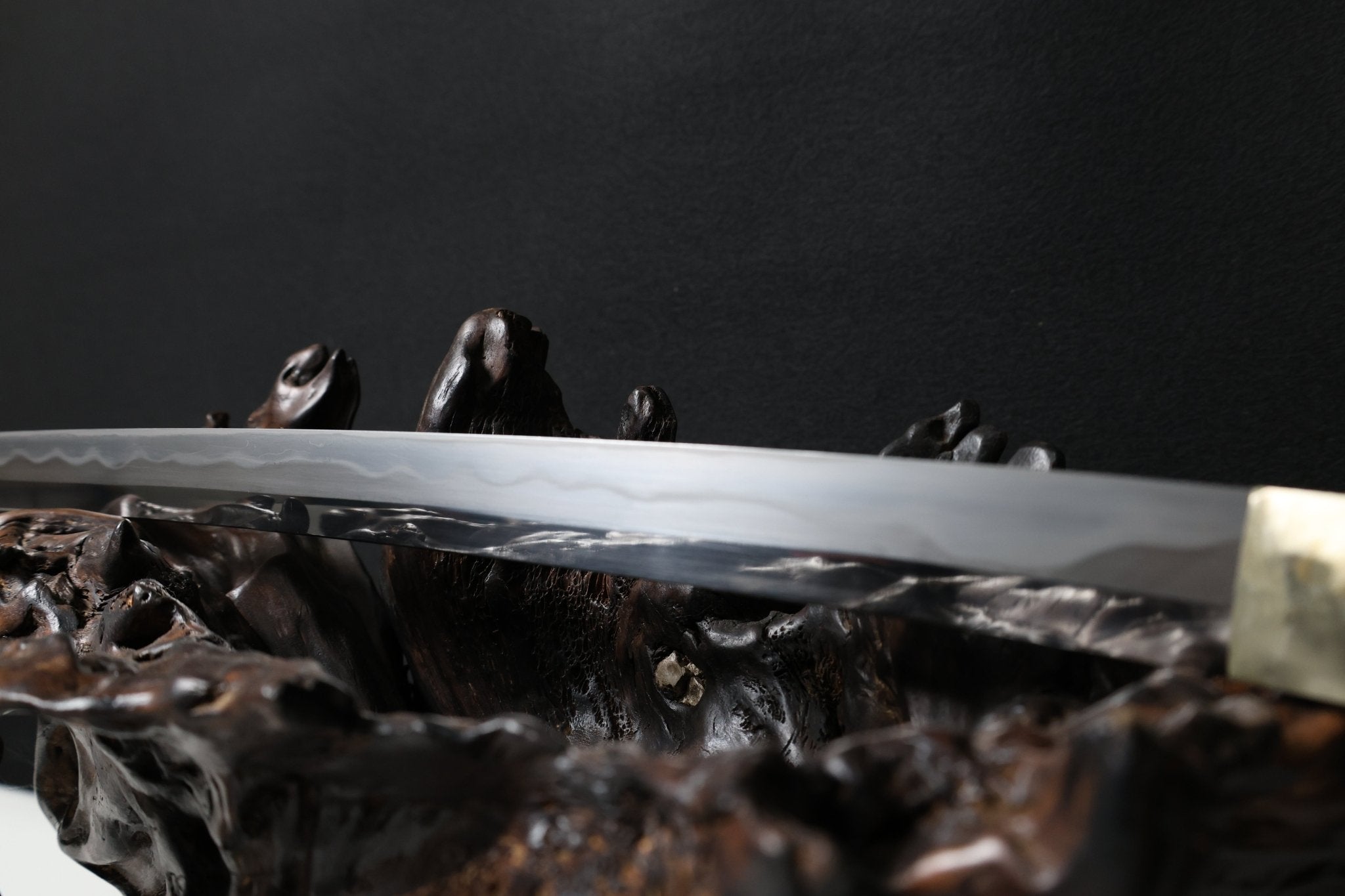 Special Price Collectable Katana Silver Lion Sanmai Steel Clay Tempered Gold Saya | KatanaSwordArt Katana For Sale 2026