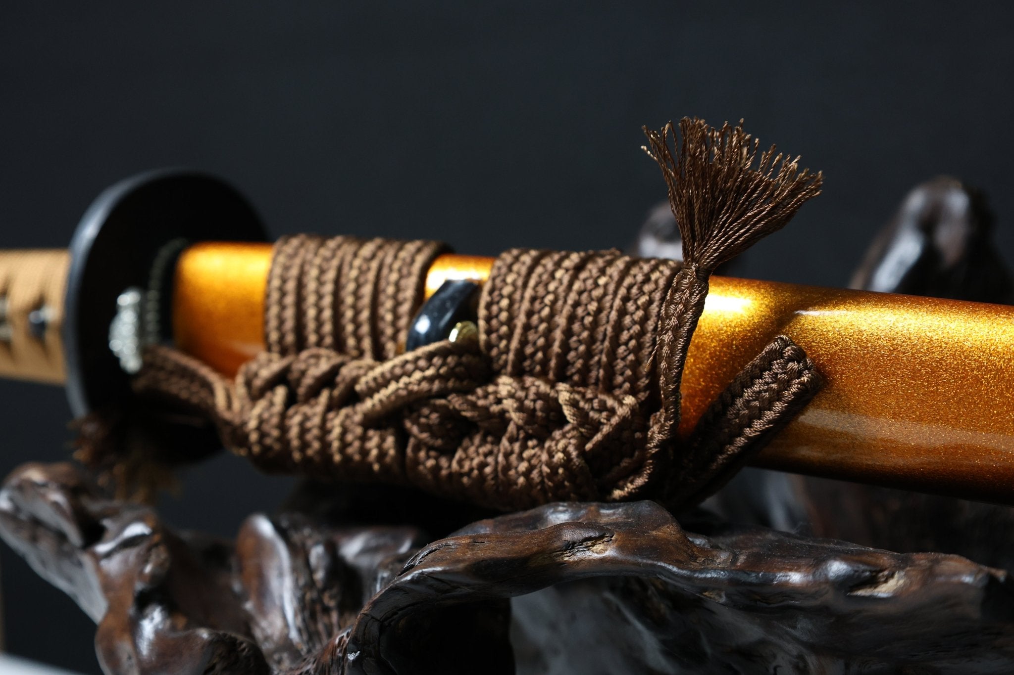 Special Price Collectable Katana Silver Lion Sanmai Steel Clay Tempered Gold Saya | KatanaSwordArt Katana For Sale 2026