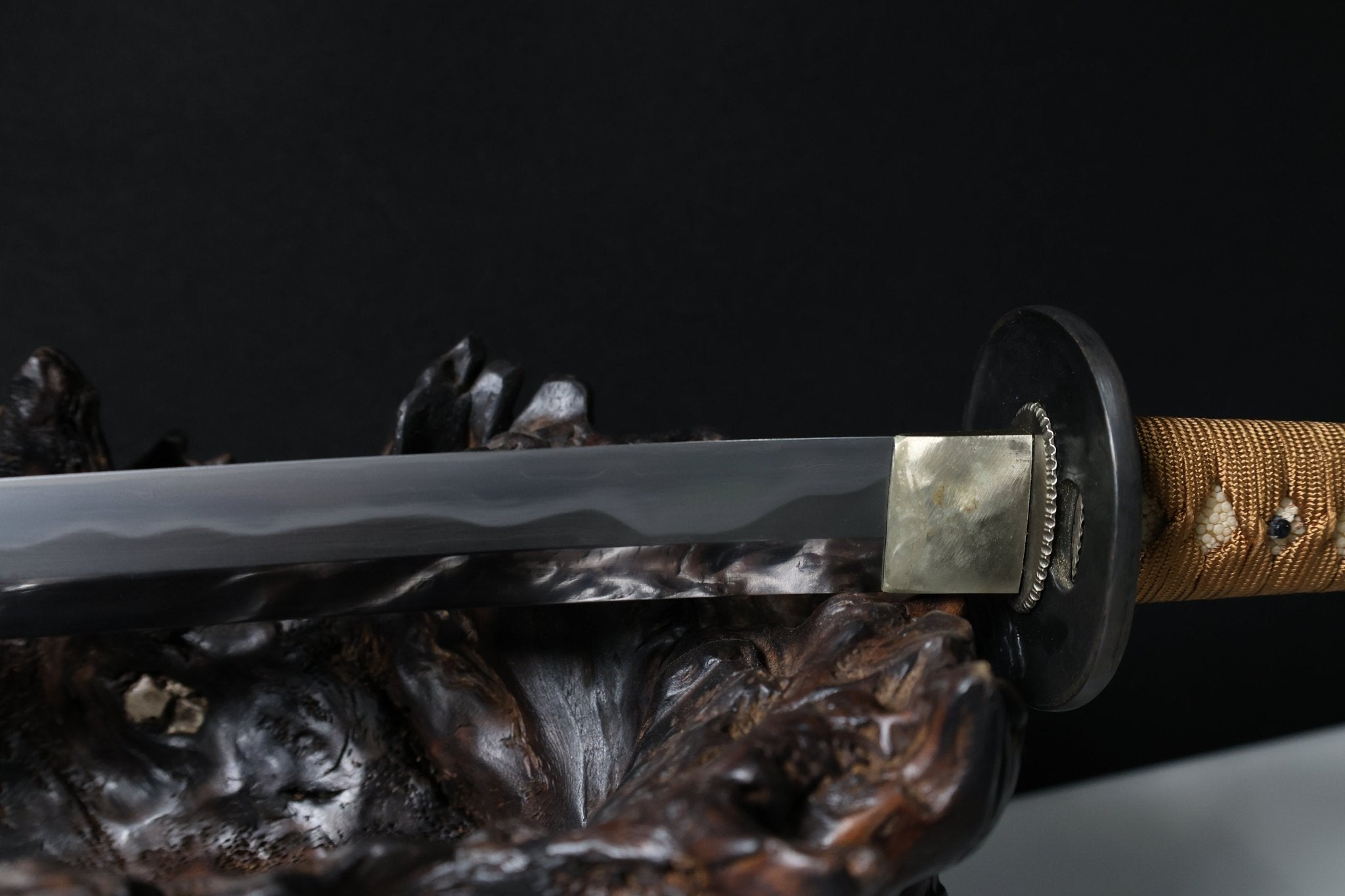Special Price Collectable Katana Silver Lion Sanmai Steel Clay Tempered Gold Saya | KatanaSwordArt Katana For Sale 2026