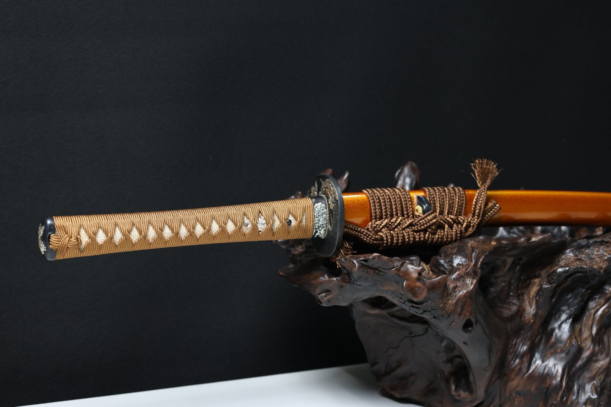 Special Price Collectable Katana Silver Lion Sanmai Steel Clay Tempered Gold Saya | KatanaSwordArt Katana For Sale 2026