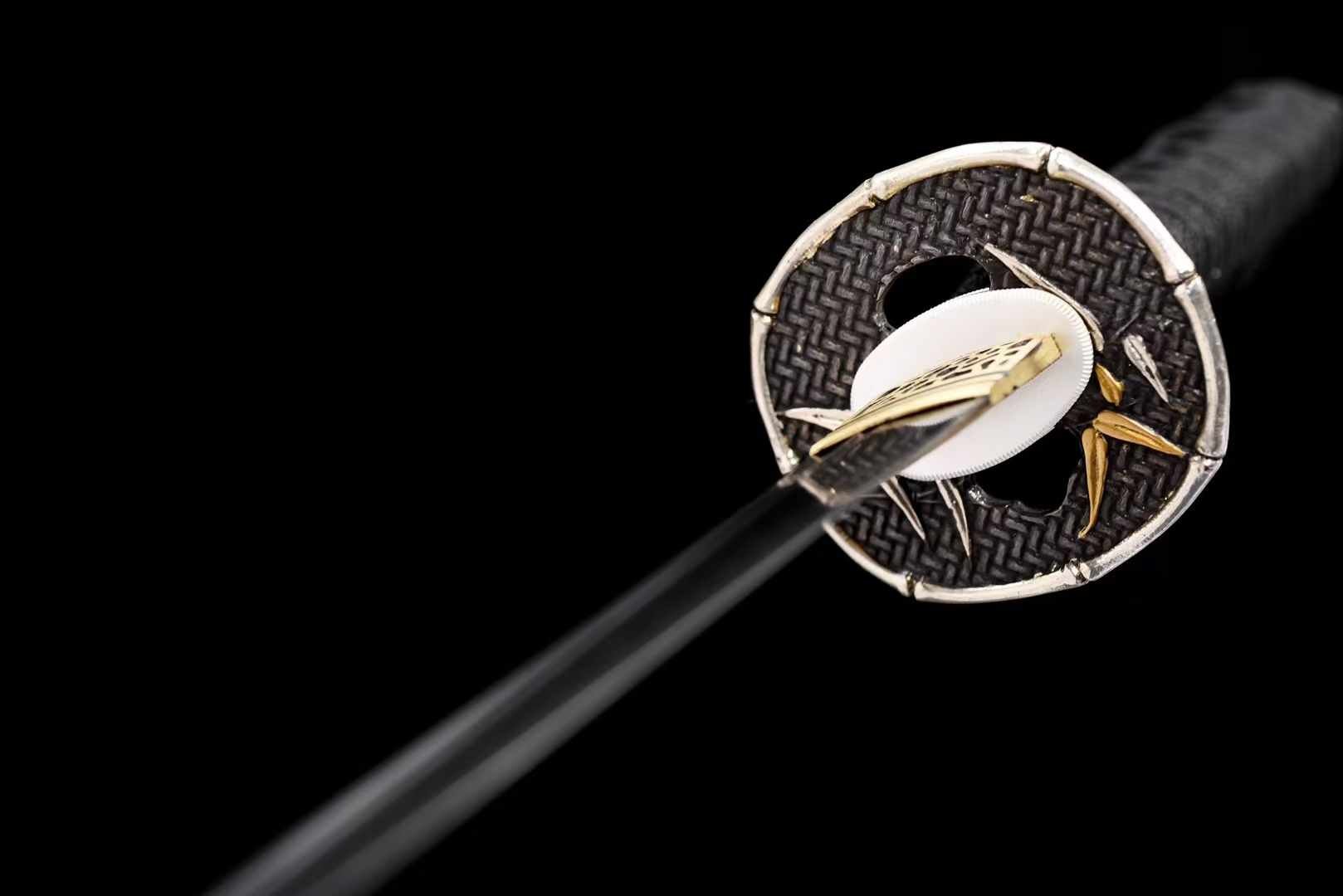 Wakizashi Kogarasu Maru Sandalwood Bamboo T10 Clay Tempered 檀竹 | KatanaSwordArt Wakizashi For Sale 2025