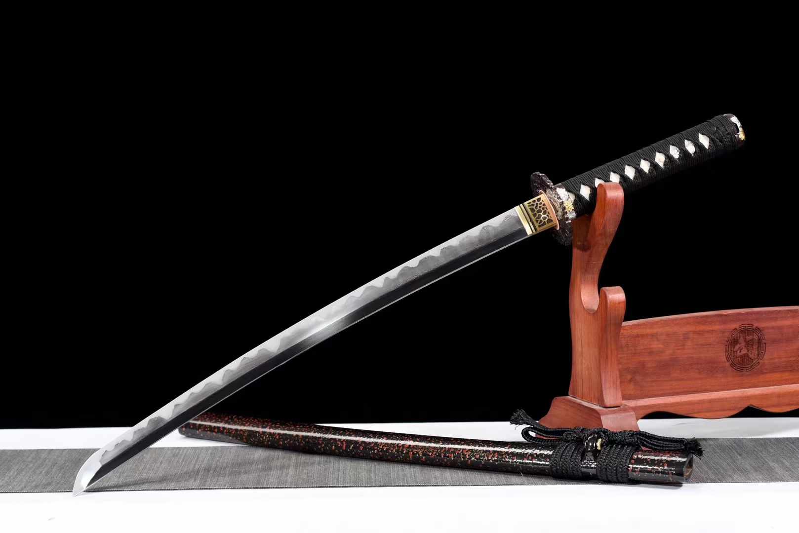 Wakizashi Sword Hua Kai Damascus Folded Clay Tempered 花开 | KatanaSwordArt Wakizashi For Sale 2025