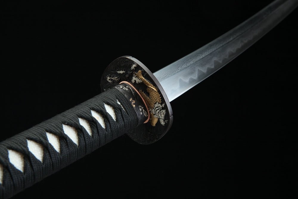 Katana Fish Splash Flame Grain Damascus Steel Clay Tempered 紅龍門 | KatanaSwordArt Katana For Sale 2025