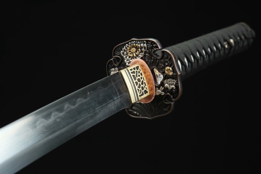 Katana Golden Aster Damascus Folded Wenge 金菊 | KatanaSwordArt Katana For Sale 2025