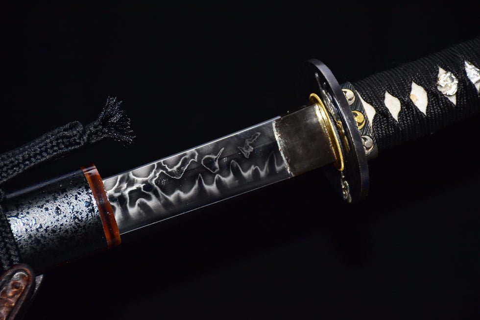 Katana Silver Tiger T10 Clay Tempered Ox Horn 銀虎 | KatanaSwordArt Katana For Sale