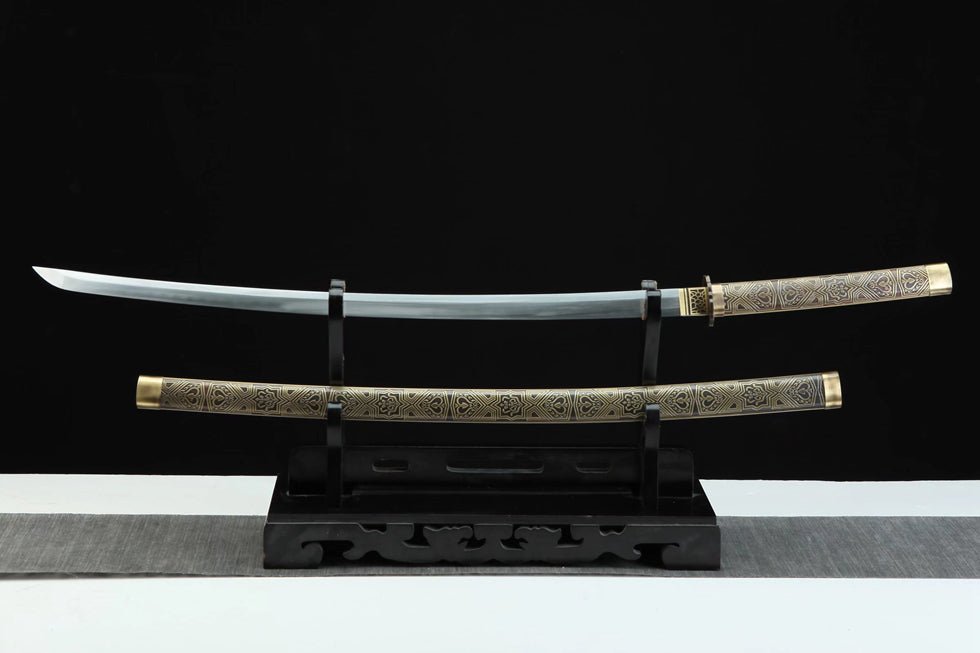 Katana Taoxin Damascus Steel Clay Tempered Brass Saya 桃心 | KatanaSwordArt Katana For Sale 2025