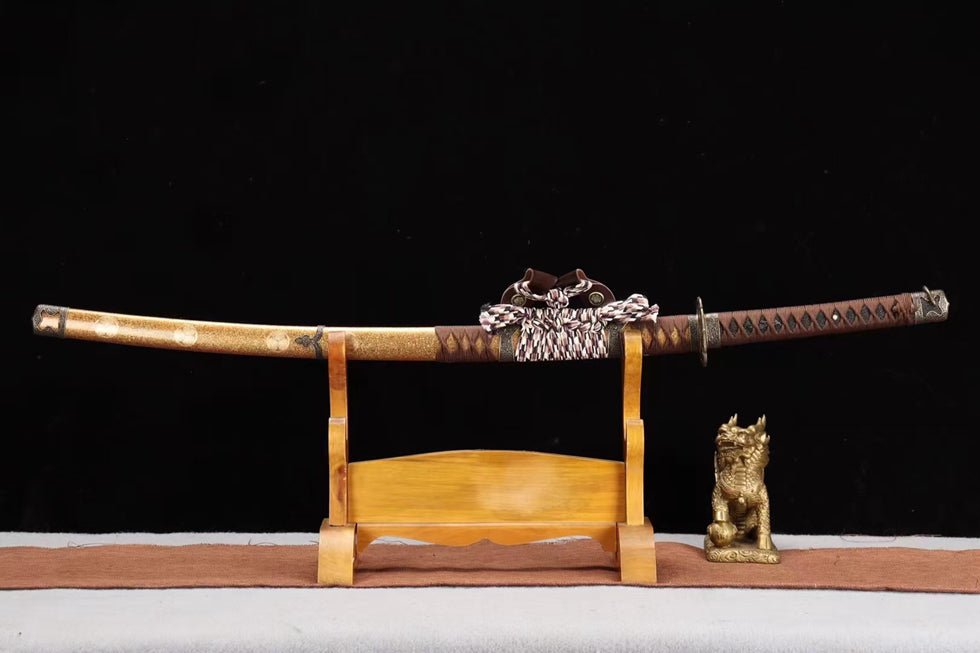 Tachi Sword Xinchang T10 Clay Tempered Yellow Saya 信長 | KatanaSwordArt Katana For Sale