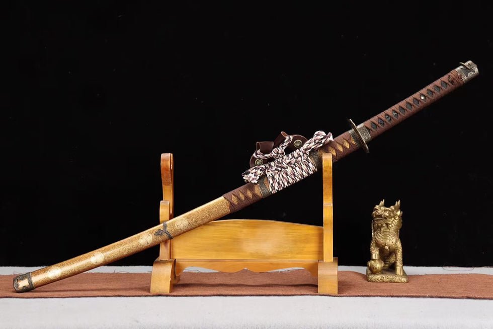 Tachi Sword Xinchang T10 Clay Tempered Yellow Saya 信長 | KatanaSwordArt Katana For Sale